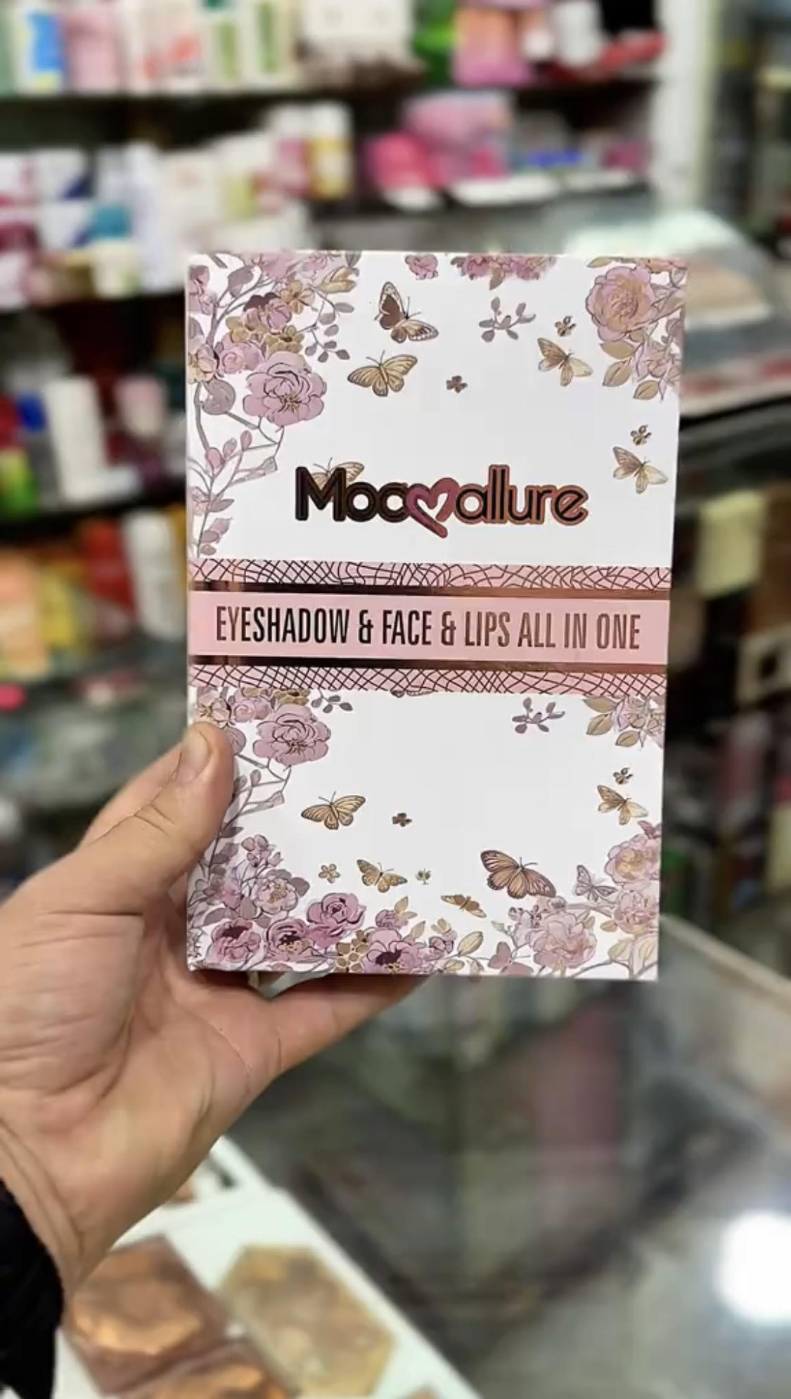 7 Pages All-in-One Makeup Book Kit – Eyeshadow, Blush, Highlighter, Lip Colors | 50% OFF